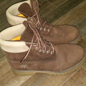 Dark brown Timberland boots Men's 8.5